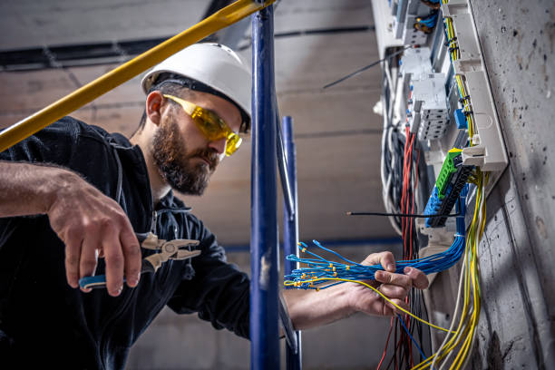 Best Affordable Emergency Electrician  in Topeka, KS